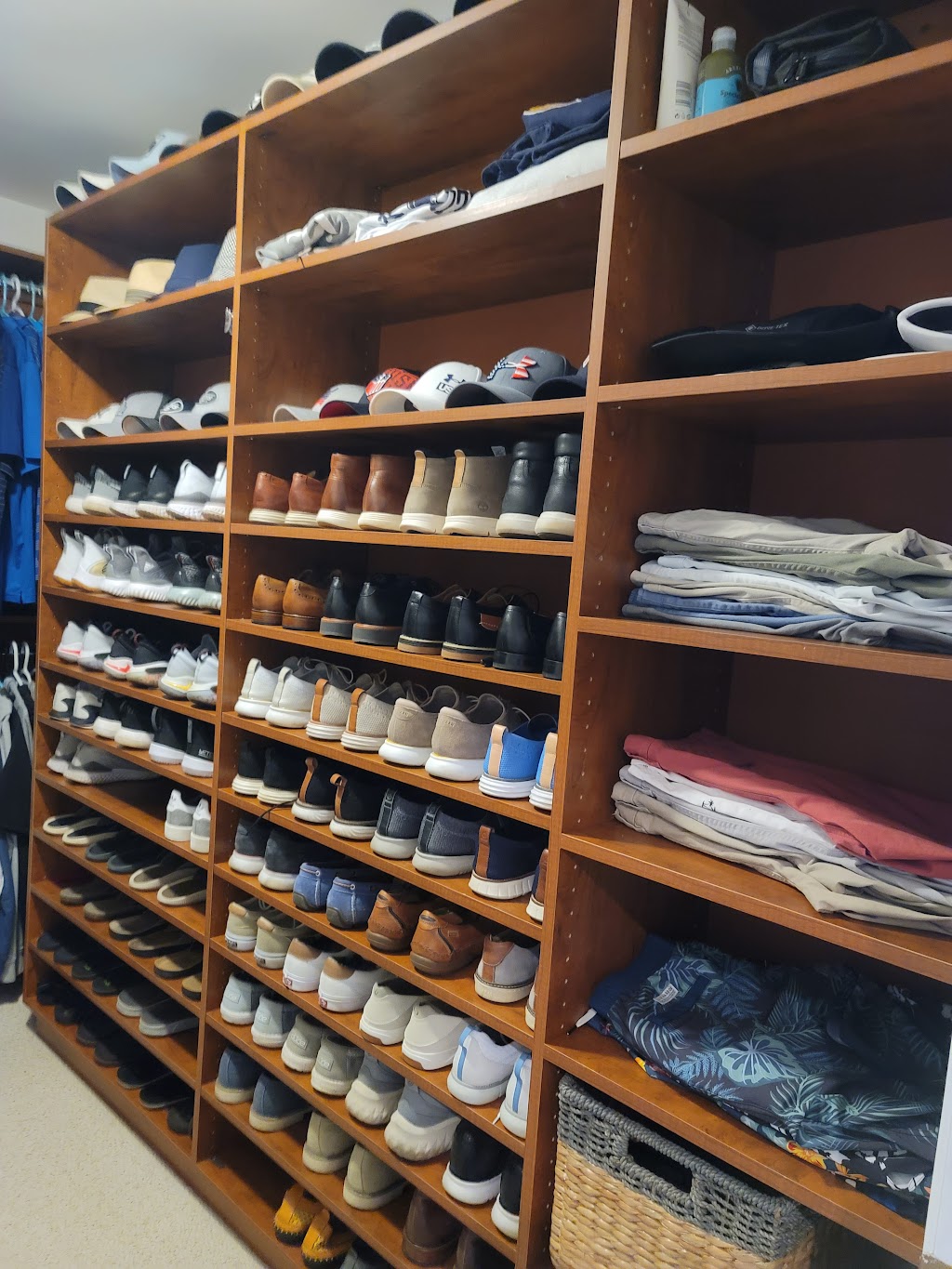 Closettec | 203 Woodward Rd, Manalapan Township, NJ 07726 | Phone: (732) 792-0088