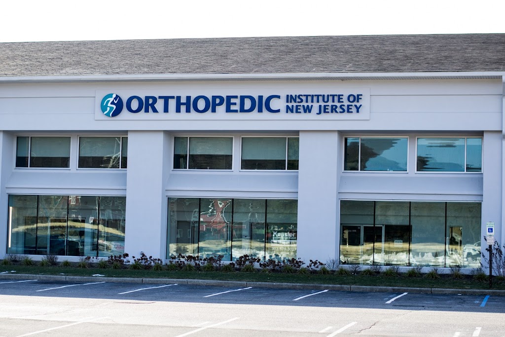 Dr. John Dundon: Orthopedic Institute of New Jersey | 376 Lafayette Rd #202, Sparta Township, NJ 07871 | Phone: (908) 684-3005