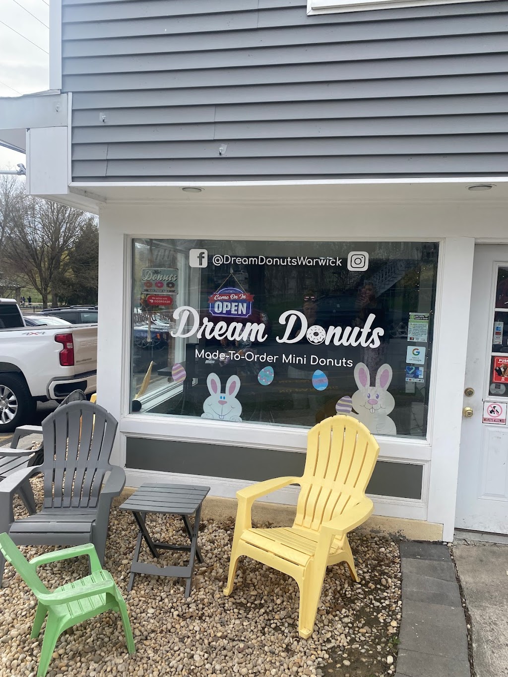 Dream Donuts | 72 South St, Warwick, NY 10990 | Phone: (845) 986-4881