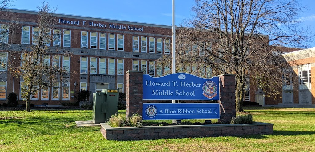 Howard T Herber Middle School | 75 Ocean Ave, Malverne, NY 11565 | Phone: (516) 887-6400