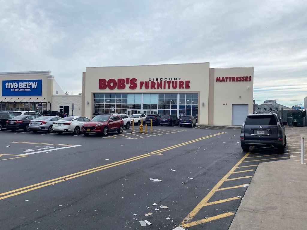 Bobs Discount Furniture and Mattress Store | 8949 Bay Pkwy, Brooklyn, NY 11214 | Phone: (929) 992-4055