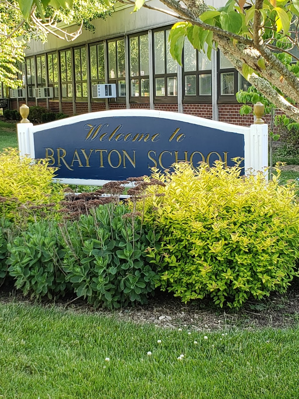 Brayton Elementary School | 89 Tulip St, Summit, NJ 07901 | Phone: (908) 273-1276