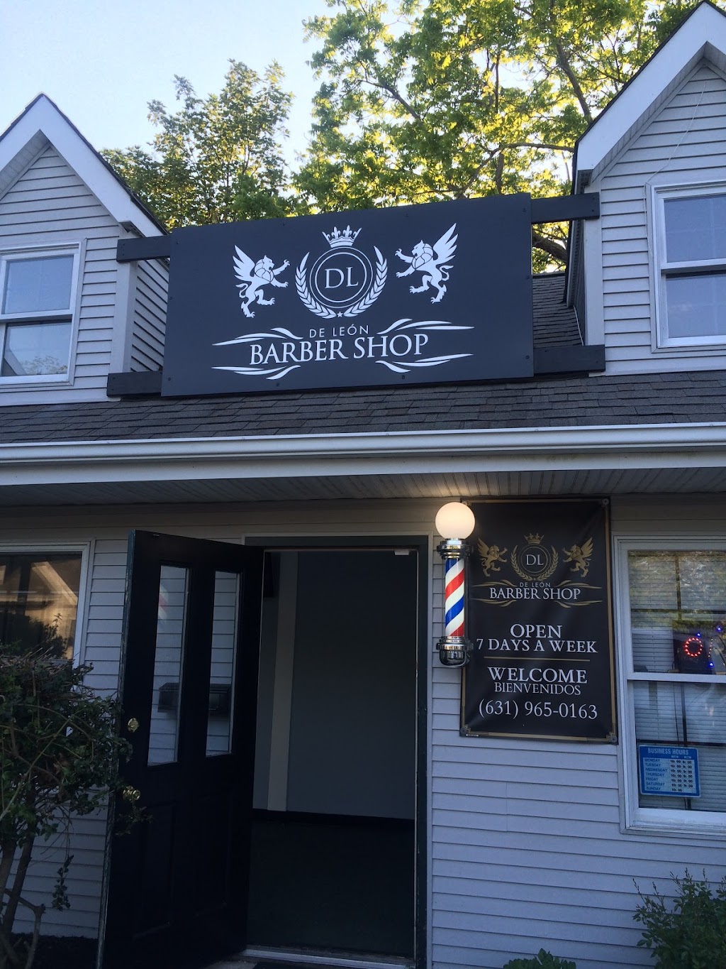 De Leon Barber Shop | 313 3rd St, Greenport, NY 11944 | Phone: (631) 965-0163