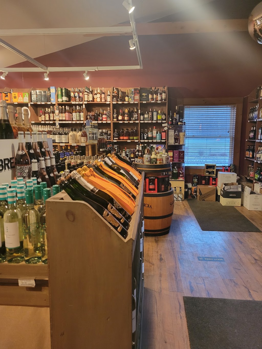 Catskill Mtn Wine & Liquor | Main St, Prattsville, NY 12468 | Phone: (518) 299-3300