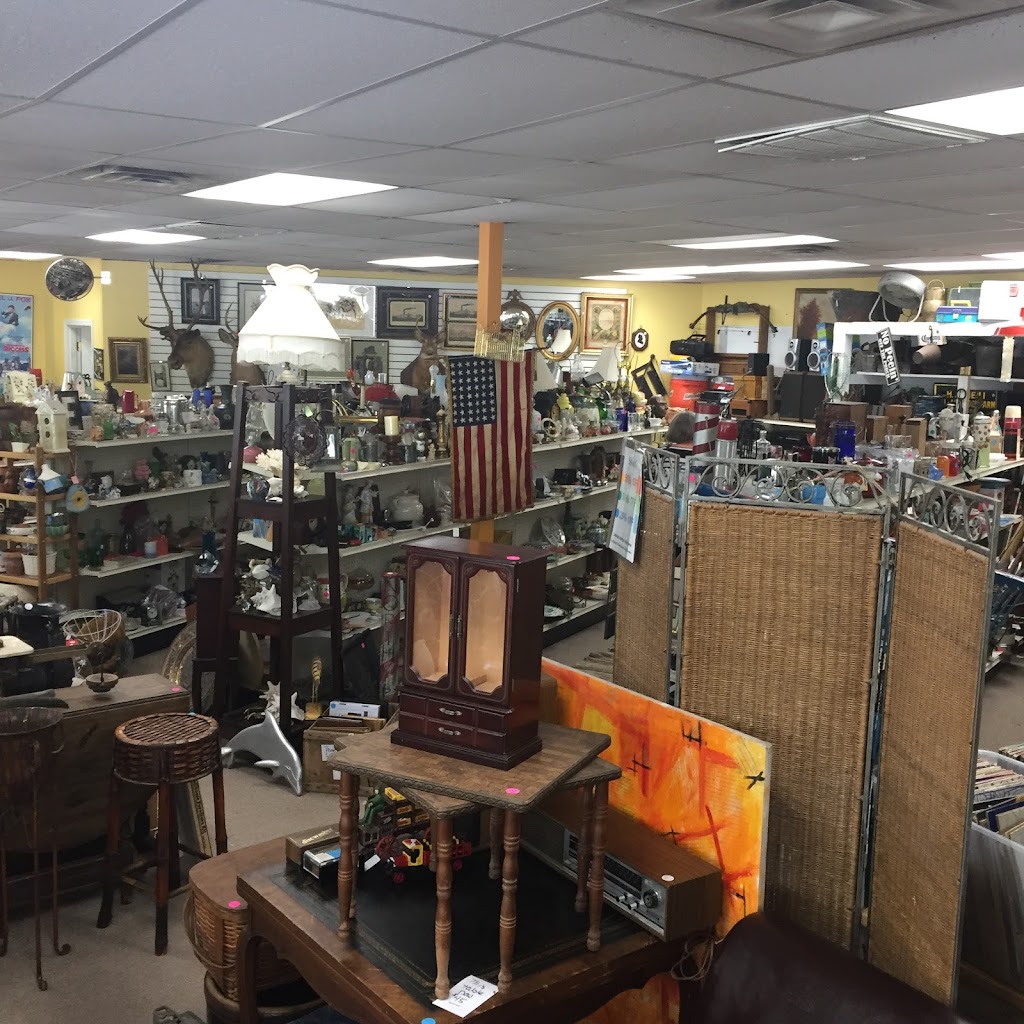 Hyde Park Consignments | 4291 Albany Post Rd, Hyde Park, NY 12538 | Phone: (845) 229-7467
