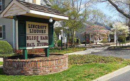 Lincroft Wine and Liquors | 3 Swimming River Rd, Lincroft, NJ 07738 | Phone: (732) 747-0118