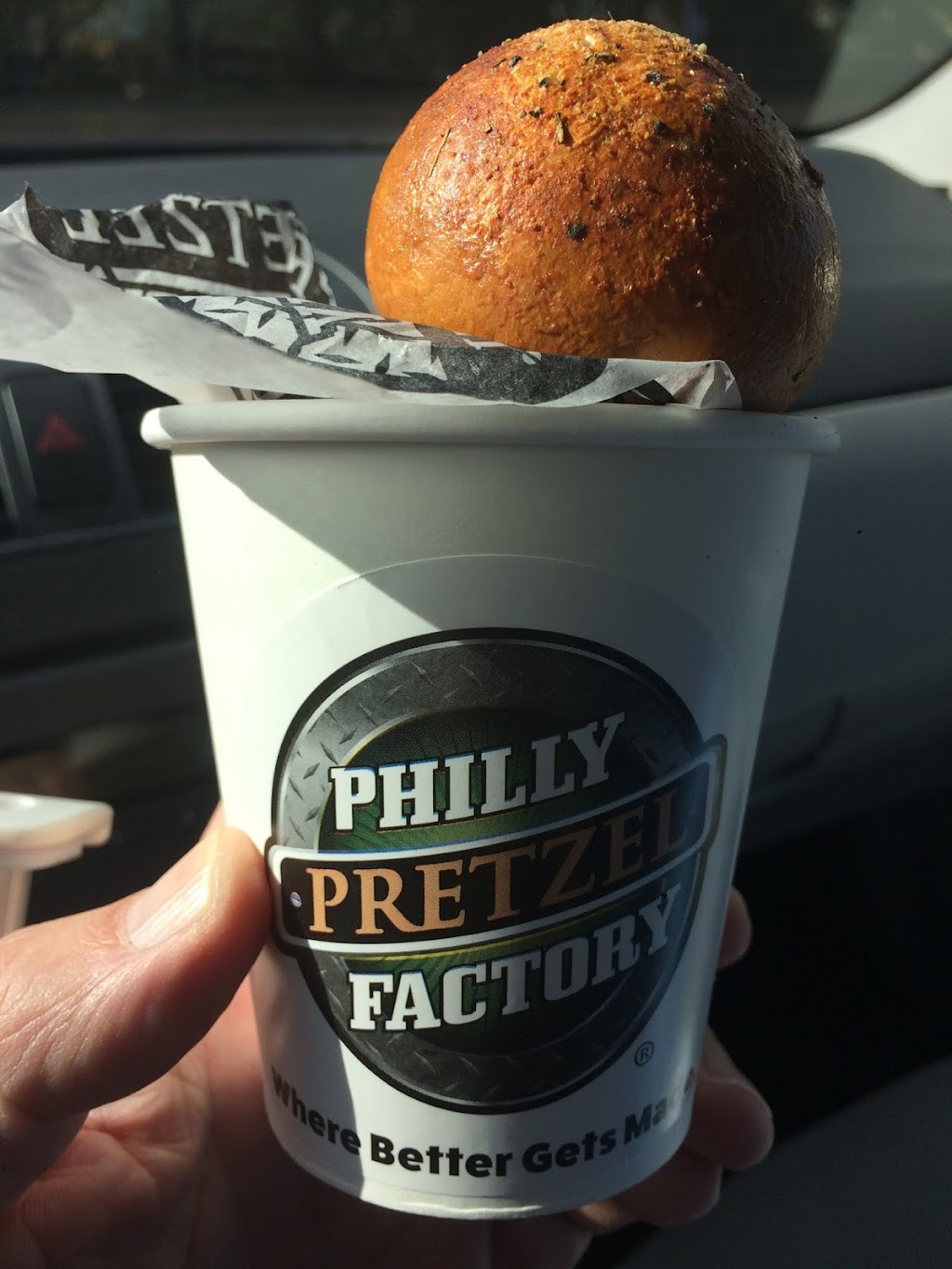 Philly Pretzel Factory | 3601 Chichester Ave, Boothwyn, PA 19061 | Phone: (610) 494-5344