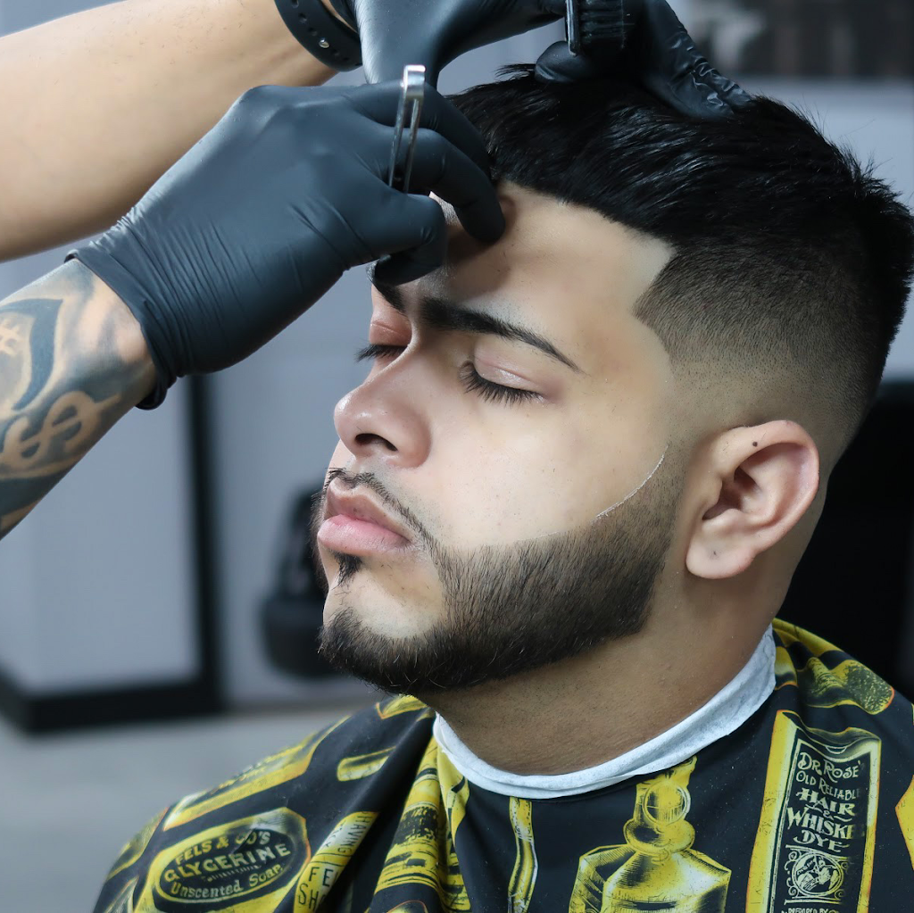 Marck The Barber | 400 Universal Dr suite 404, North Haven, CT 06473 | Phone: (203) 589-2270