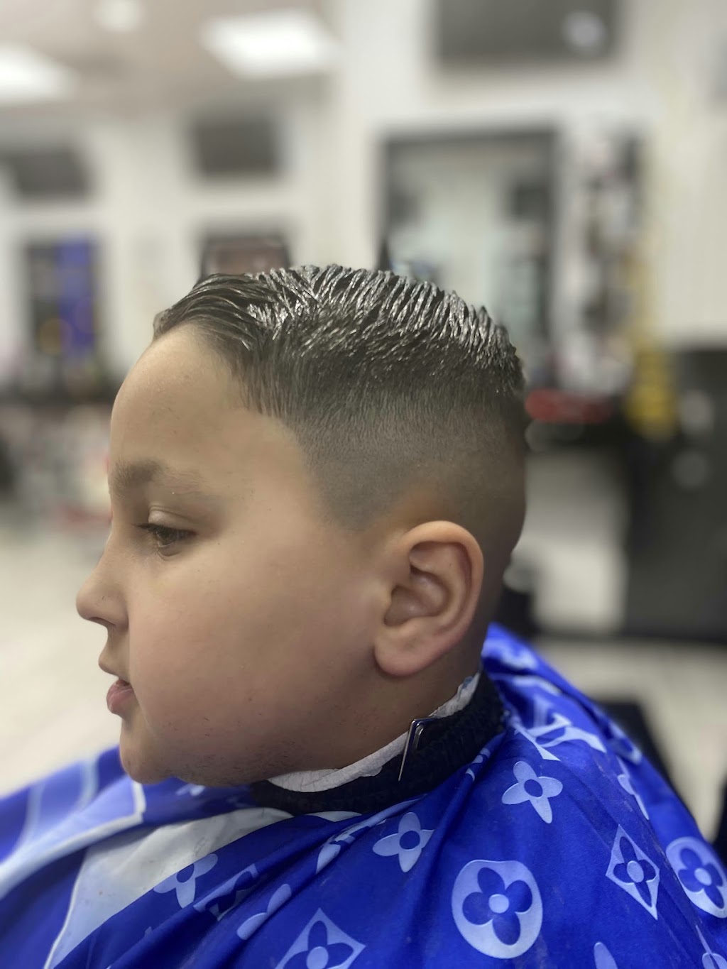 The culon barbershop | 124 Heyward St, Brentwood, NY 11717 | Phone: (631) 579-1763