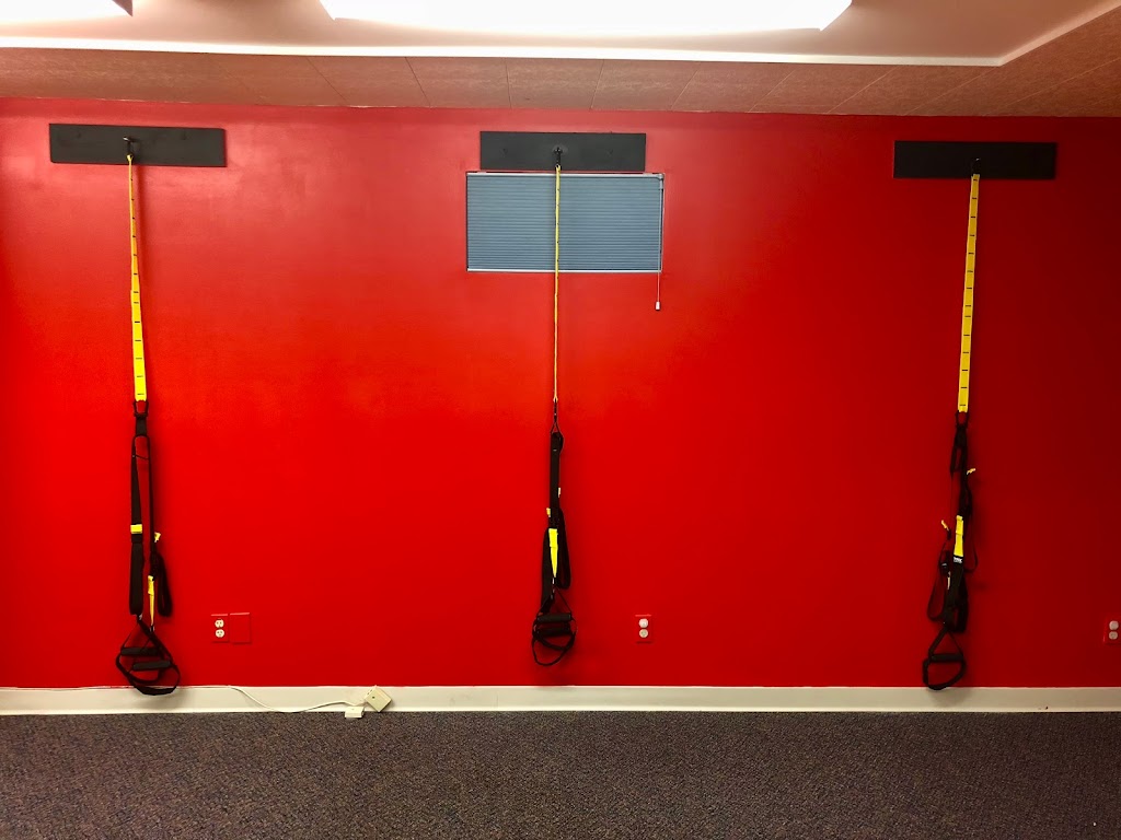 Constitution Fitness | 784 River Rd, Shelton, CT 06484 | Phone: (203) 273-8856