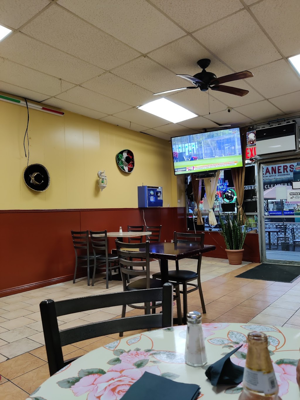 El Puerto Mexicano | 84-28 Jamaica Ave, Woodhaven, NY 11421 | Phone: (718) 521-0710