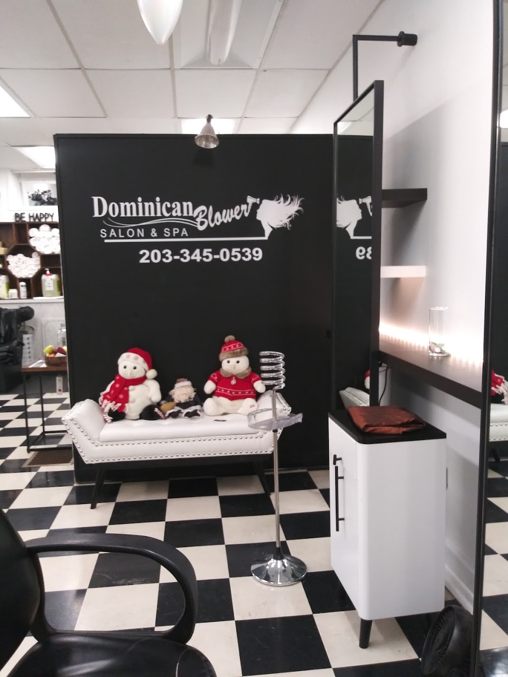 Dominican Blower Salon & Spa | 1095 E Main St, Bridgeport, CT 06608 | Phone: (475) 280-1487