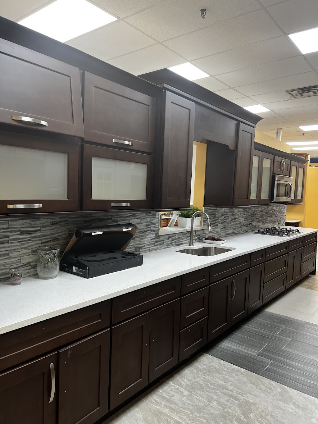Star Cabinetry Inc. | 1187 Sunrise Hwy, Copiague, NY 11726 | Phone: (631) 841-1888