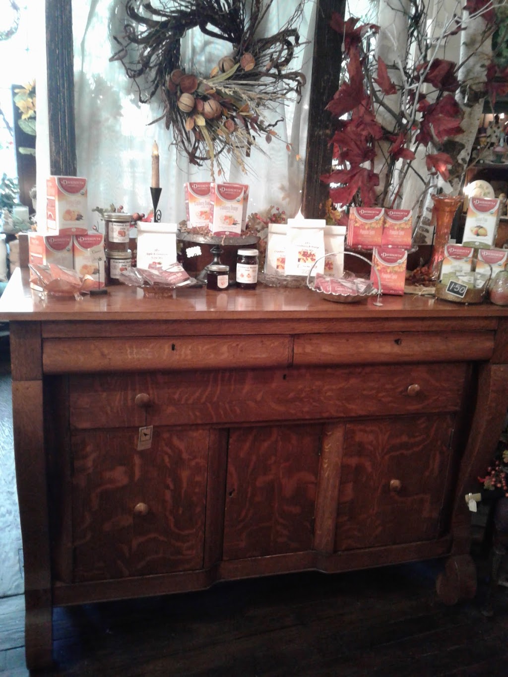Fallsington Antique & Craft | 4 Yardley Ave, Levittown, PA 19054 | Phone: (215) 295-0251