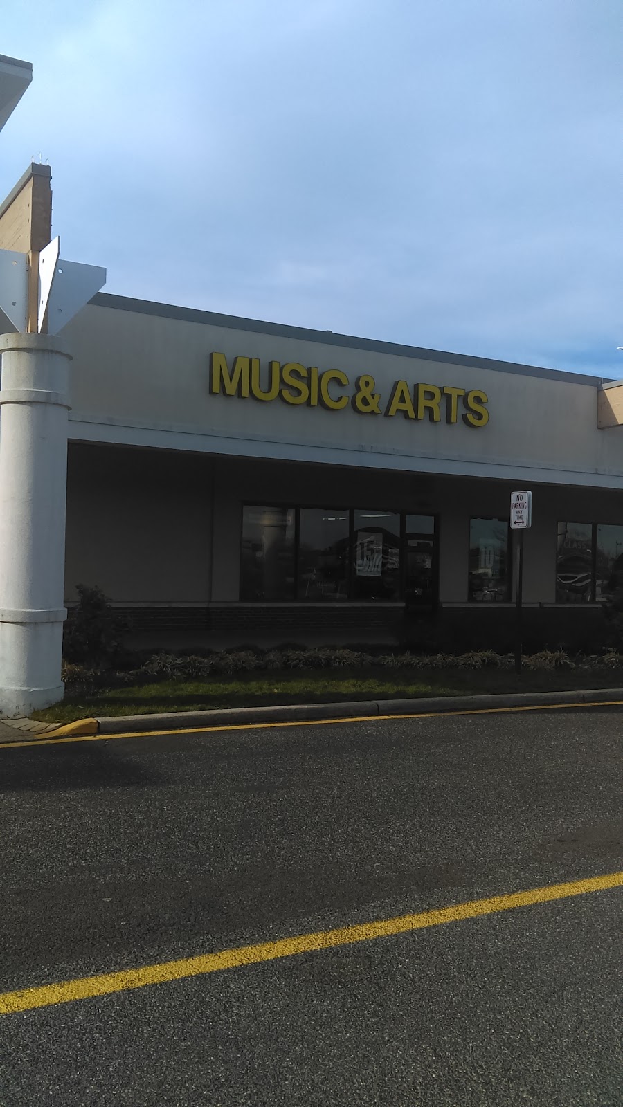 Music & Arts | 3375 US-1 #150, Lawrence Township, NJ 08648 | Phone: (609) 987-9595