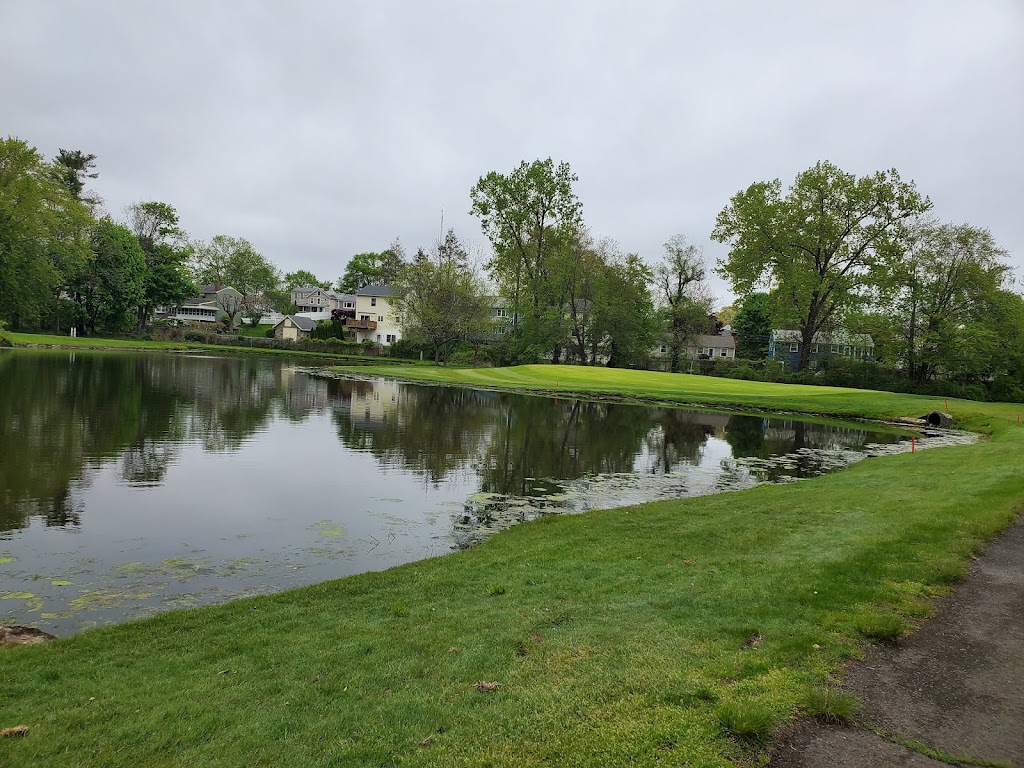 Oak Hills Park Golf Course | 165 Fillow St, Norwalk, CT 06850 | Phone: (203) 838-0303
