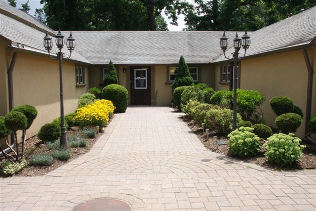 Maryville Enhanced Assisted Living Center | 70 Greenlawn Rd, Huntington, NY 11743 | Phone: (631) 427-7685
