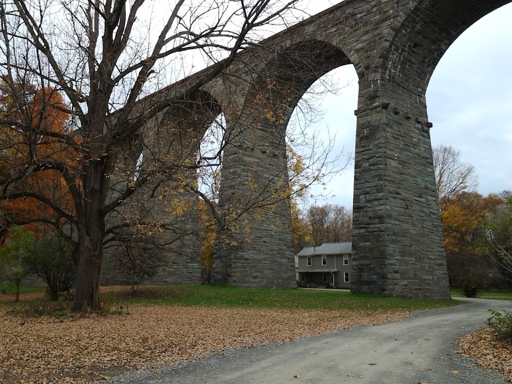 Viaduct Inn | 5 N Main St, Susquehanna, PA 18847 | Phone: (570) 853-3400