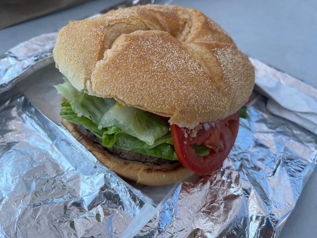 Beaus Burger Shack | 228 Albany Turnpike, Canton, CT 06019 | Phone: (860) 693-0701