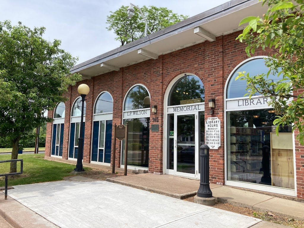 Wilson Branch Library | 365 Windsor Ave, Windsor, CT 06095 | Phone: (860) 247-8960
