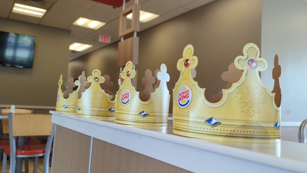 Burger King | 872 Silas Deane Hwy, Wethersfield, CT 06109 | Phone: (860) 721-1366