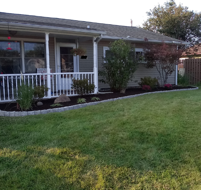 Pauls Lawn & Landscaping | 8501 New Falls Rd, Levittown, PA 19054 | Phone: (215) 949-1104