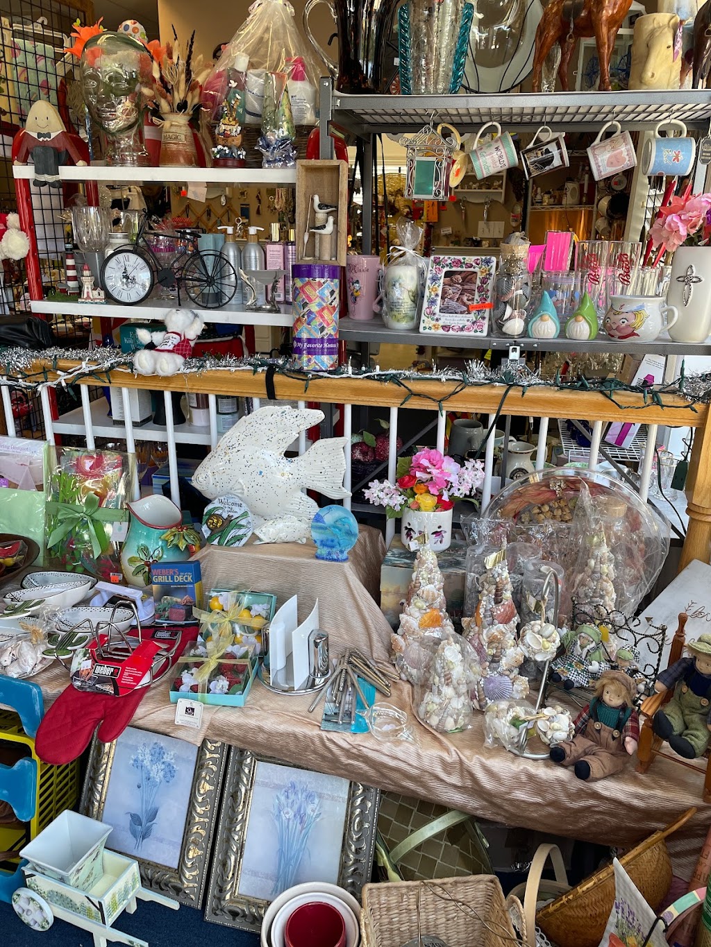 SM Stars and Treasures | 290 US-9, Ocean Twp, NJ 08758 | Phone: (201) 585-8241