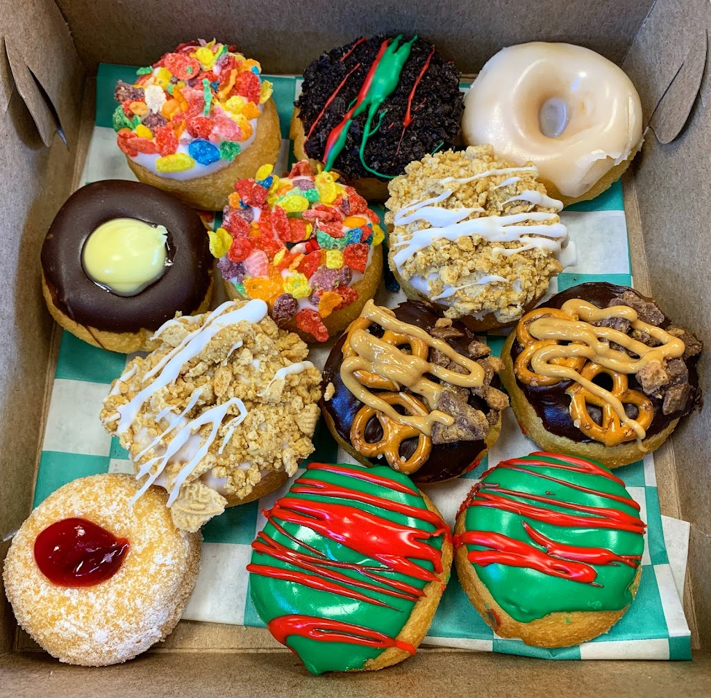 Dune Donuts and Bagels | 1408 3rd Ave, Spring Lake, NJ 07762 | Phone: (732) 359-8000