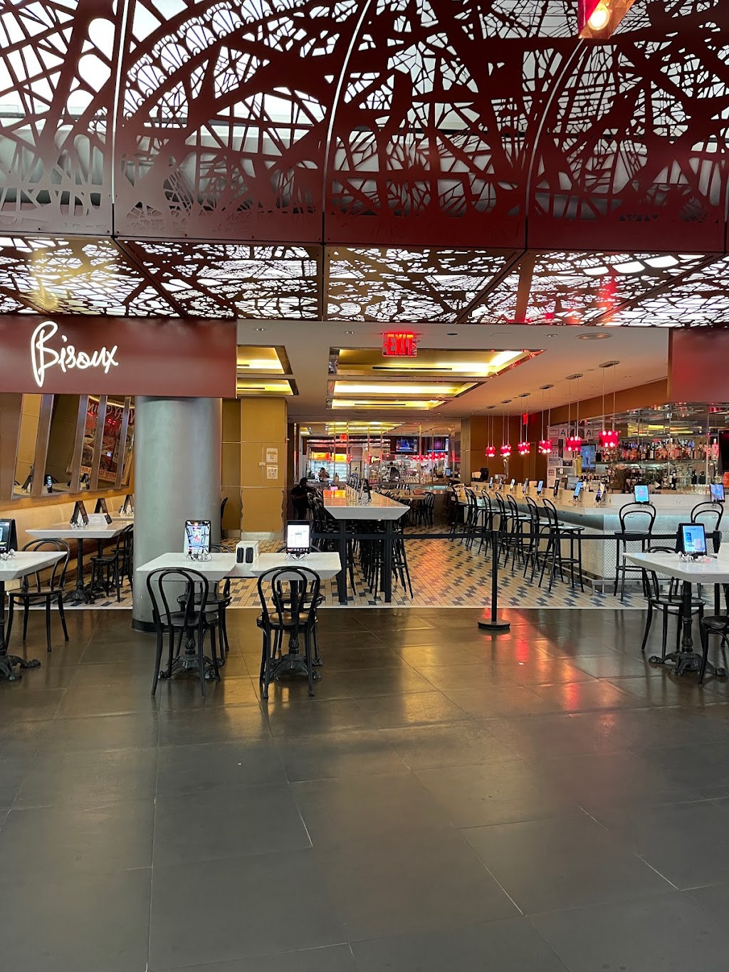 Bisoux Market | Terminal D, Gate 3, LaGuardia Airport (LGA), Flushing, NY 11371 | Phone: (866) 508-3558