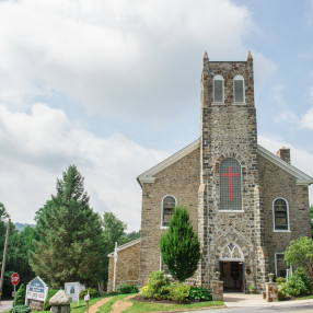 St Pauls Lutheran Blue Church | 5900 Applebutter Hill Rd, Coopersburg, PA 18036 | Phone: (610) 965-9500