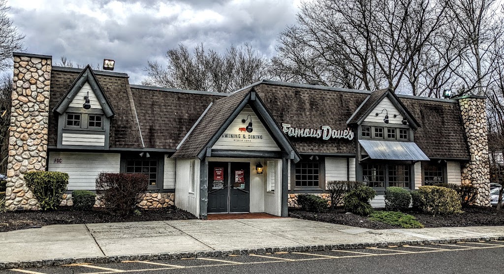 Famous Daves Bar-B-Que | 1443 US-22, Mountainside, NJ 07092 | Phone: (908) 232-5619