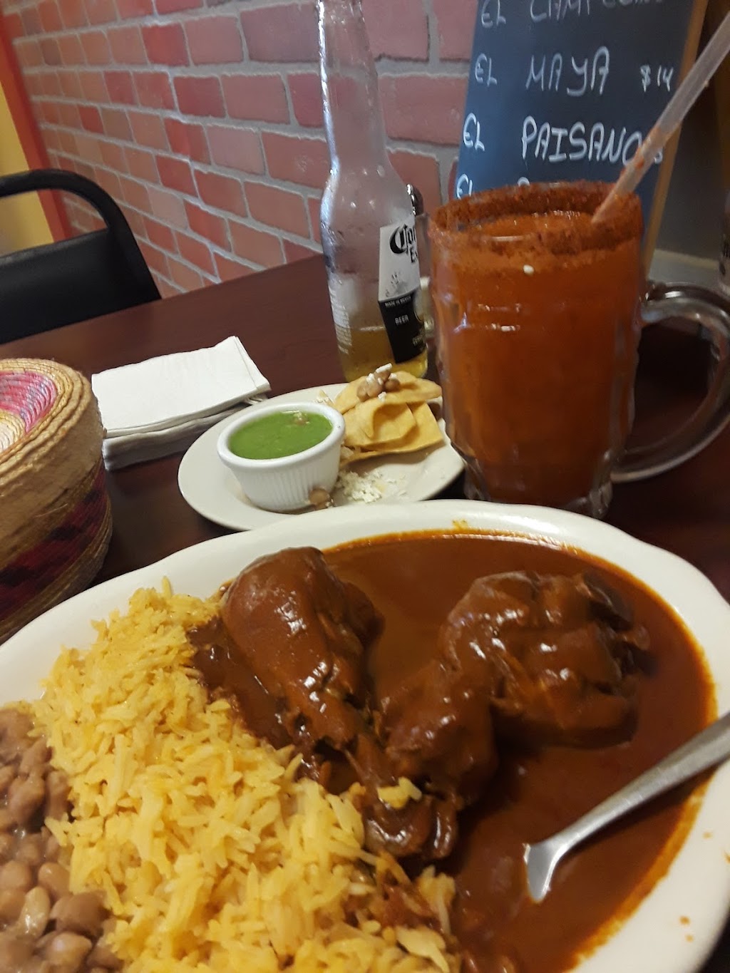 El Molcajete Mexican Restaurant | 20 Jackson St, Freehold, NJ 07728 | Phone: (732) 431-1789