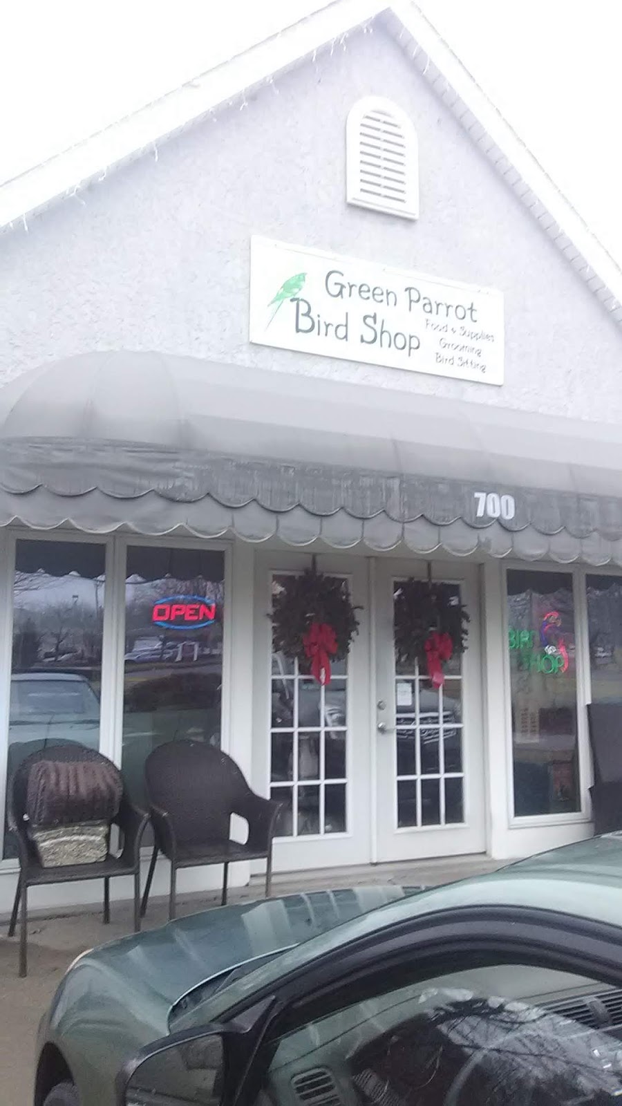 Green Parrot Bird Shop | 700 Manor Ave, Tullytown, PA 19007 | Phone: (215) 547-2808