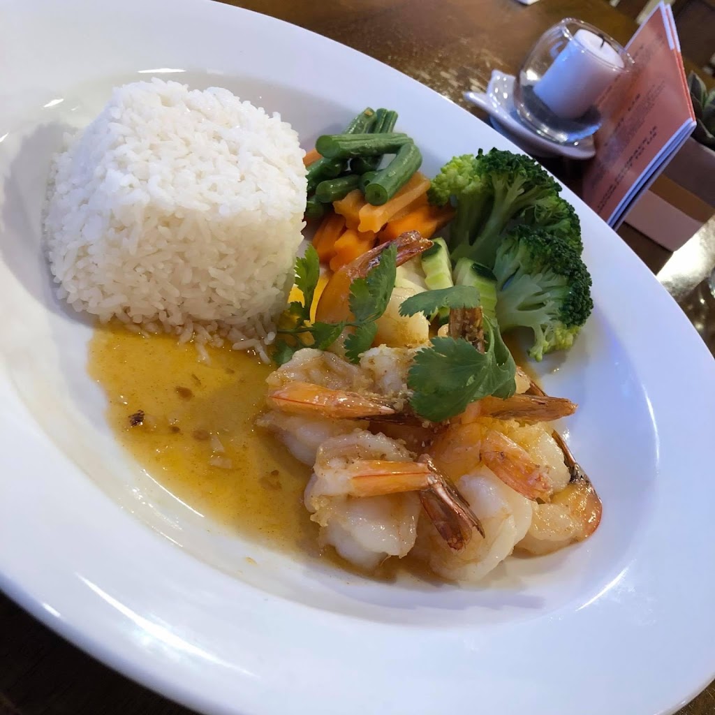 Moo Yai Thai Restaurant | 1064 Ocean Ave N, Sea Bright, NJ 07760 | Phone: (732) 945-6790
