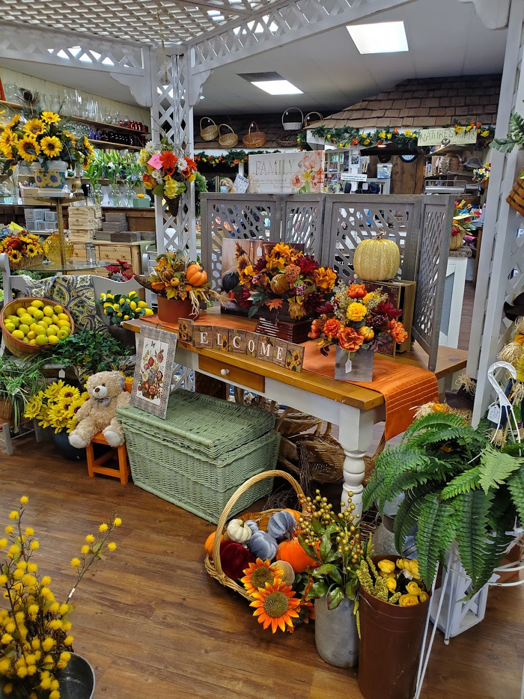 Natures Gift Flower Shop | 27 Eagle Plaza, Voorhees Township, NJ 08043 | Phone: (856) 784-9506