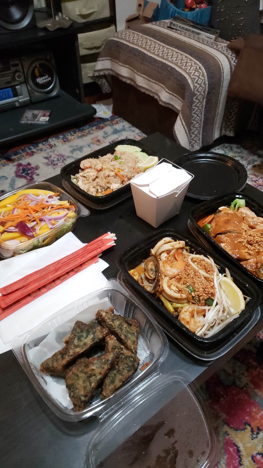 Dannee Thai | 433 DeKalb Ave, Brooklyn, NY 11205 | Phone: (718) 622-4422