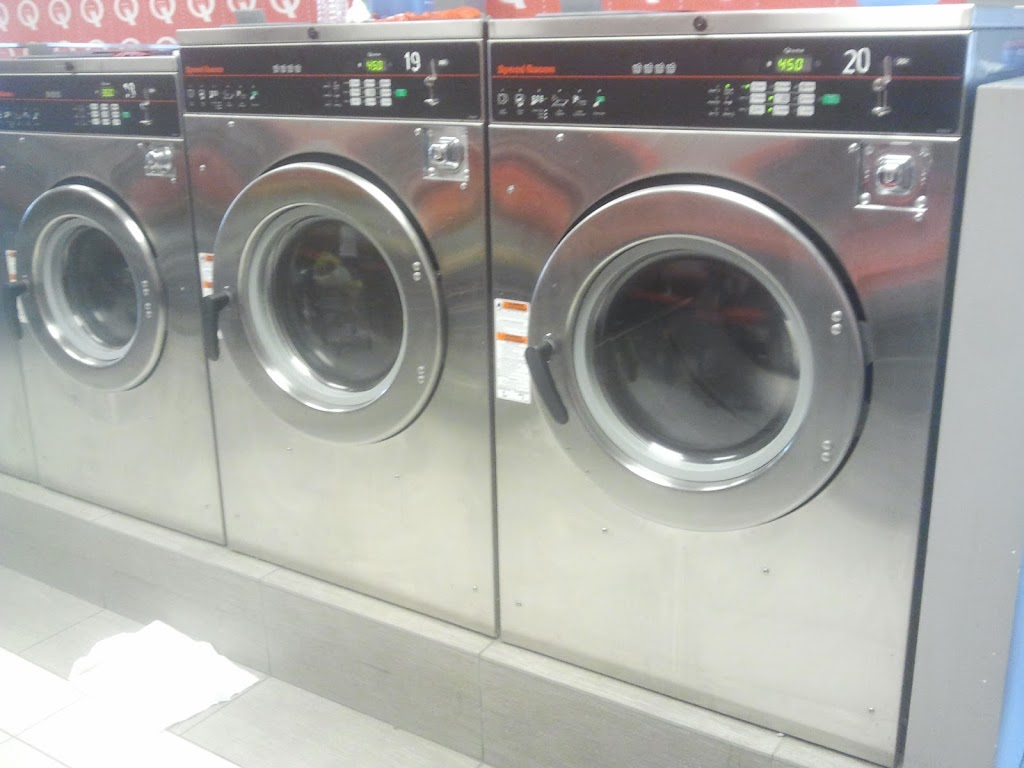 Clean and Green Laundromat | 258-13 Hillside Avenue, Glen Oaks, NY 11004 | Phone: (718) 343-2700
