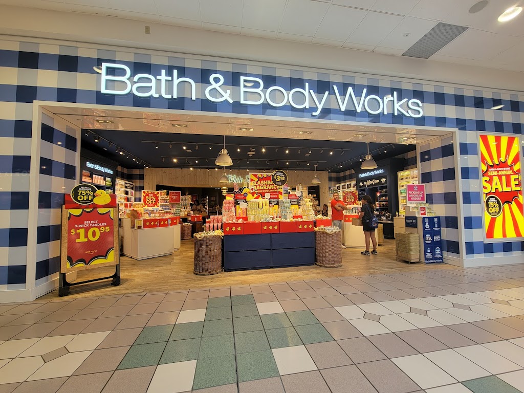 Bath & Body Works | 100 Cumberland Mall, Vineland, NJ 08360 | Phone: (856) 765-1300