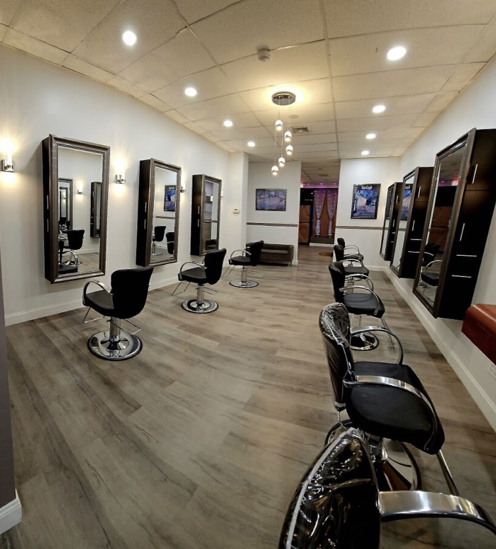 Salon Bobby Ds | 900 Wheeler Rd, Hauppauge, NY 11788 | Phone: (631) 366-3988