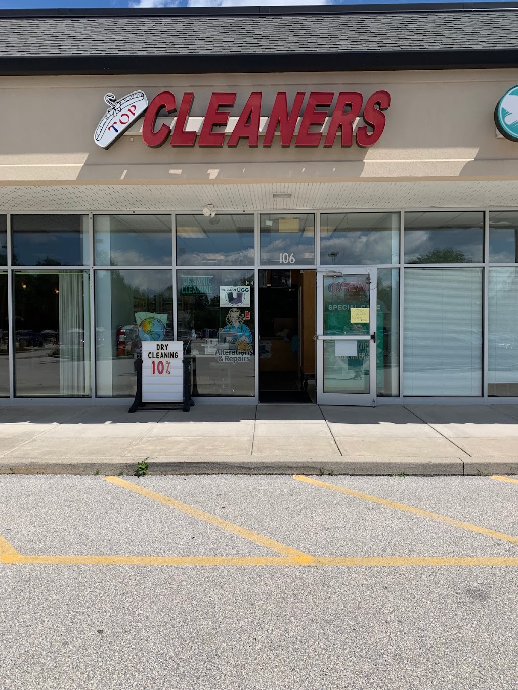 Top cleaners | 785 Starr St #106, Phoenixville, PA 19460 | Phone: (610) 917-0009