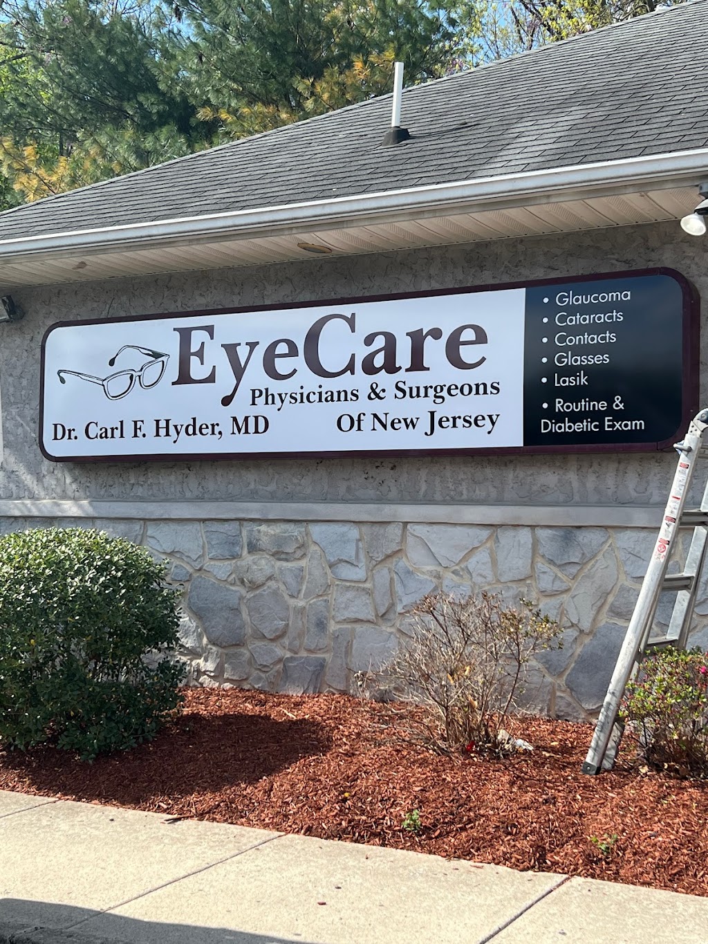 Eye Care Physicians & Surgeon of New Jersey | 5 Juliustown Rd, Browns Mills, NJ 08015 | Phone: (609) 893-7575