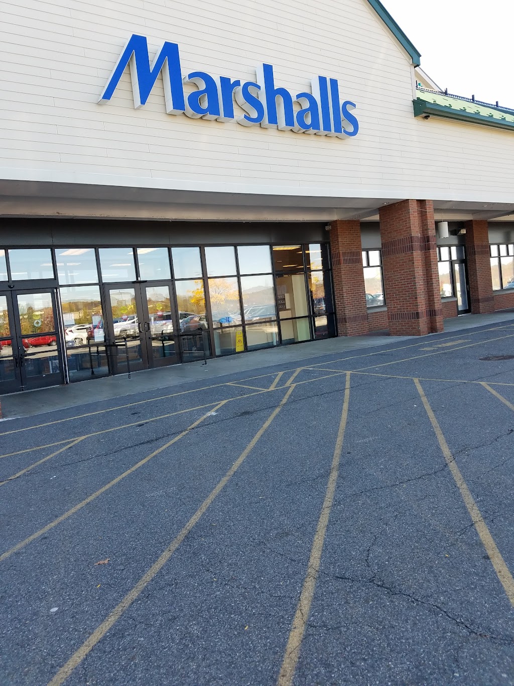 Marshalls | 100 Independence Way, Brewster, NY 10509 | Phone: (845) 940-1740