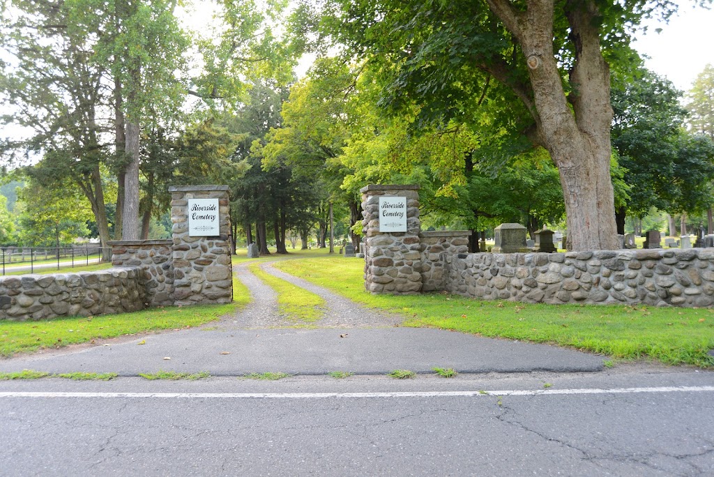 Riverside Cemetery | River Rd, Barkhamsted, CT 06063 | Phone: (860) 379-2389