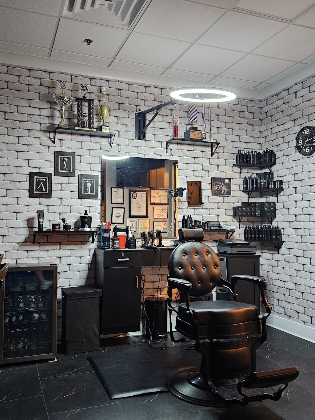 Philys Cuts Barbershop | PhilysCuts inside SoHo Salon Suites Unit 106, Laurel Square Shopping Center, 1930 NJ-88, Brick Township, NJ 08724 | Phone: (732) 477-4664