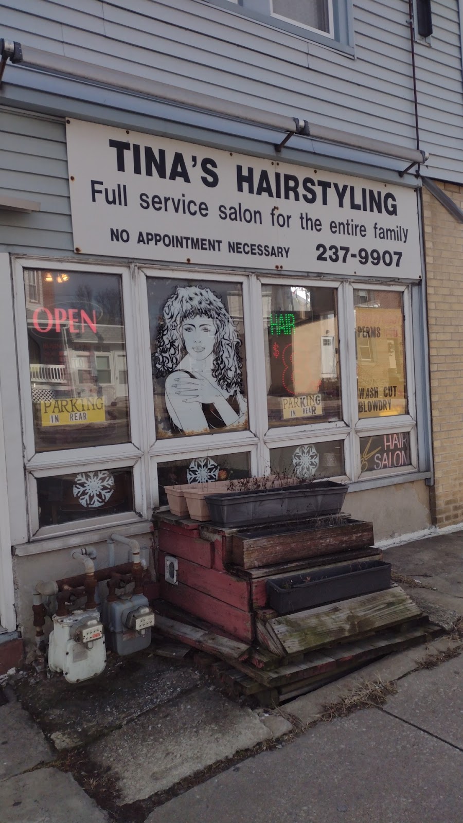 Tinas Hair Styling | 2312 MacDade Boulevard, Holmes, PA 19043 | Phone: (610) 237-9907