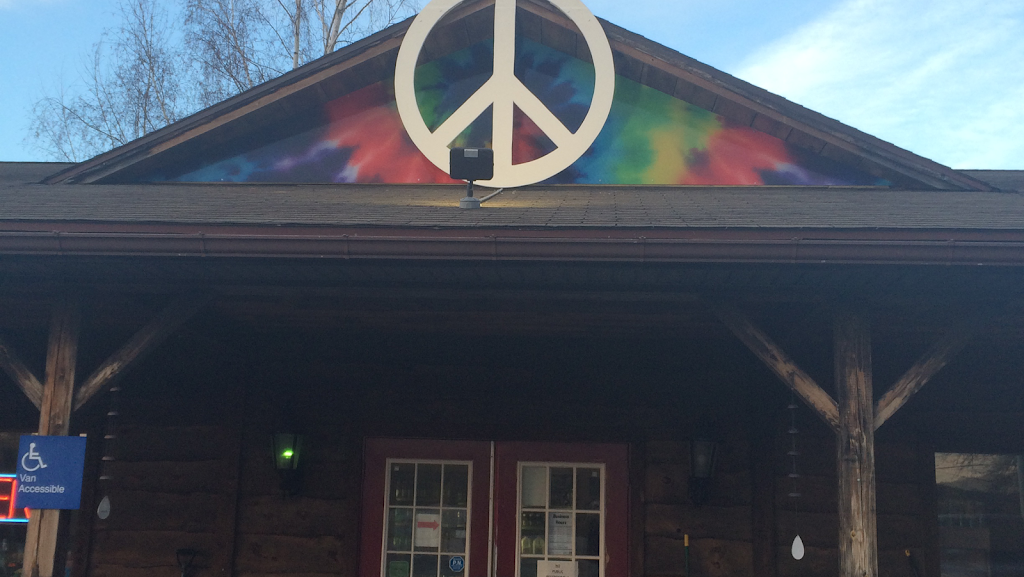 Woodstock Oasis | 2166 NY-17B, Bethel, NY 12720 | Phone: (845) 583-5500