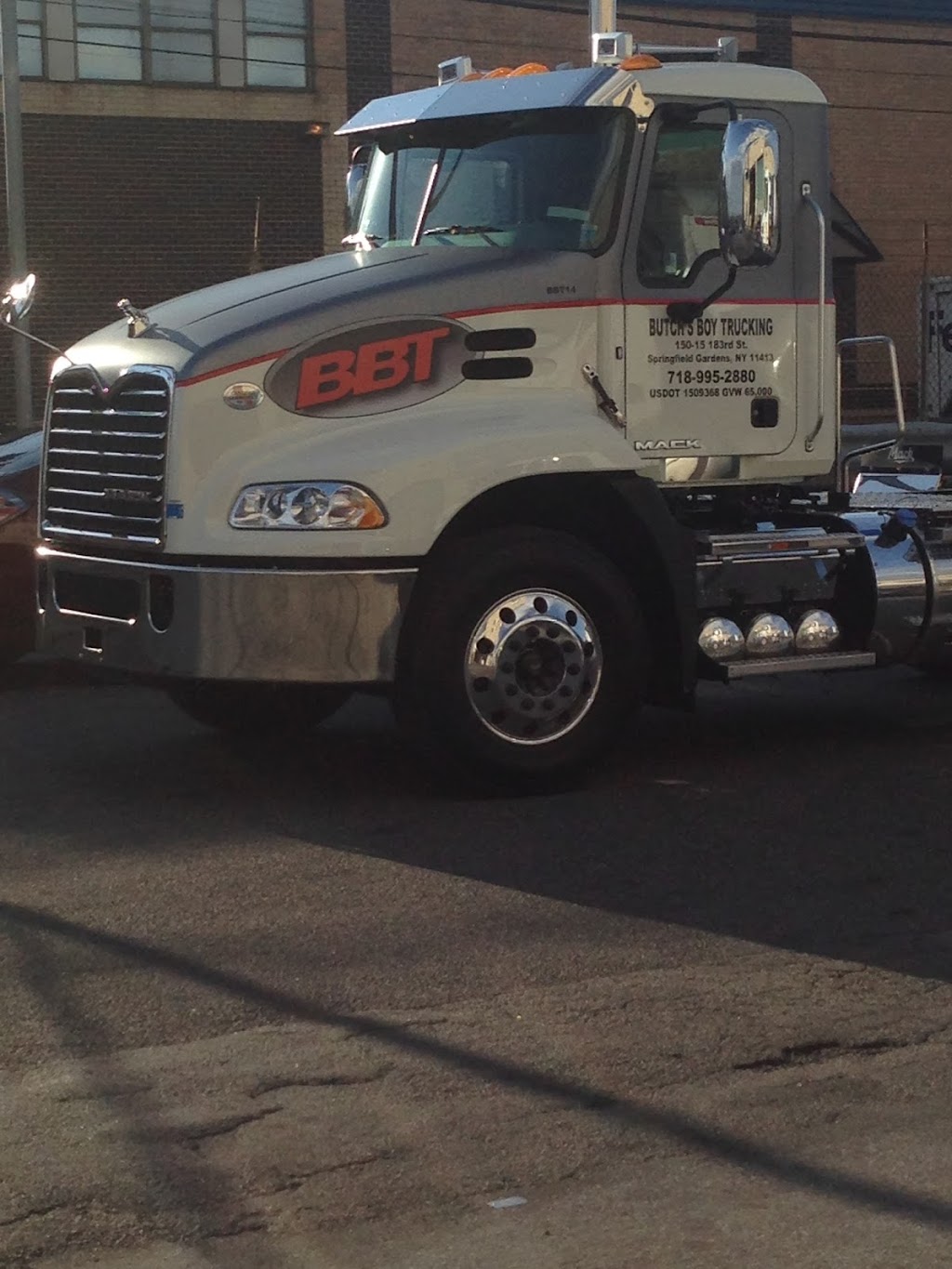 Butchs Boy Trucking | 475 Doughty Blvd, Inwood, NY 11096 | Phone: (718) 995-2880