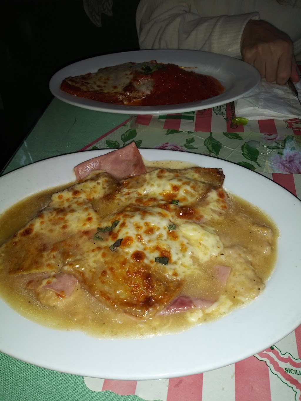 Taormina Restaurant and Pizza | 84 Ball Pond Rd, Danbury, CT 06811 | Phone: (203) 746-1040