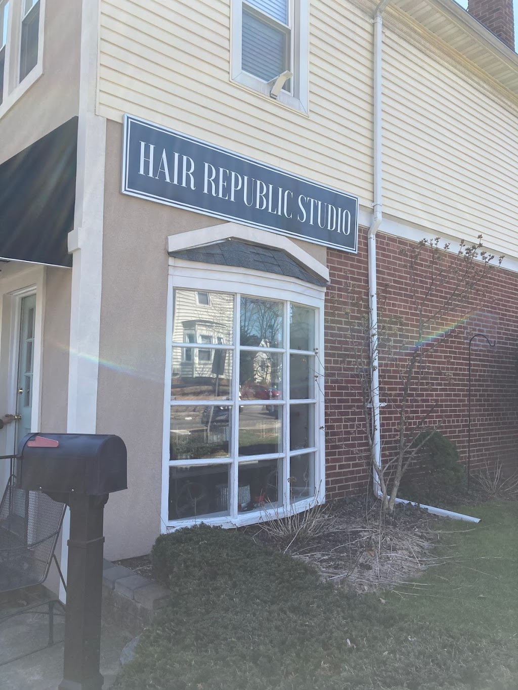 Hair Republic Studio | 202 Centennial Ave, Cranford, NJ 07016 | Phone: (908) 931-1881