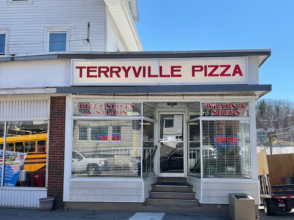 Terryville Pizza | 211 Main St, Terryville, CT 06786 | Phone: (860) 582-1468